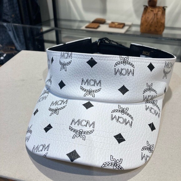 NWT MCM White & Black Diamond Visetos Leather Visor - One Size - Picture 2 of 5